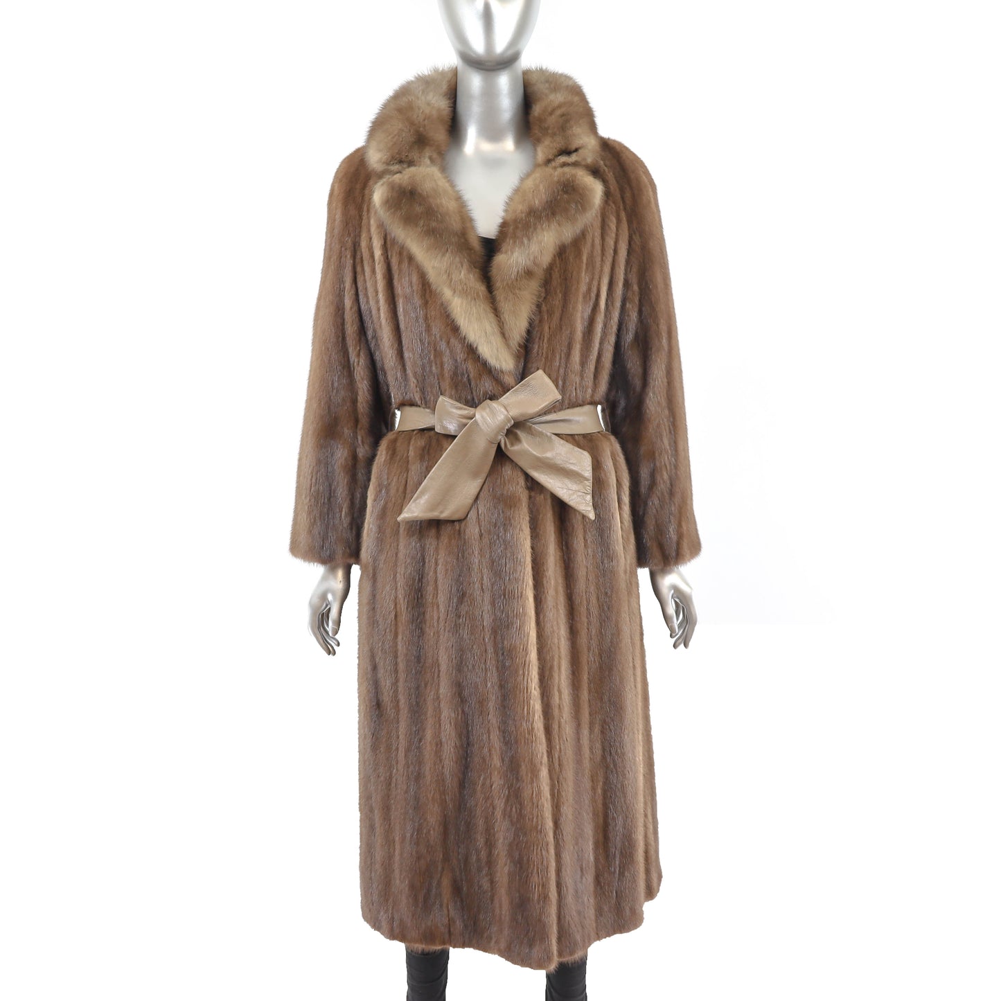 Lunaraine Mink Coat with Sable Collar- Size M