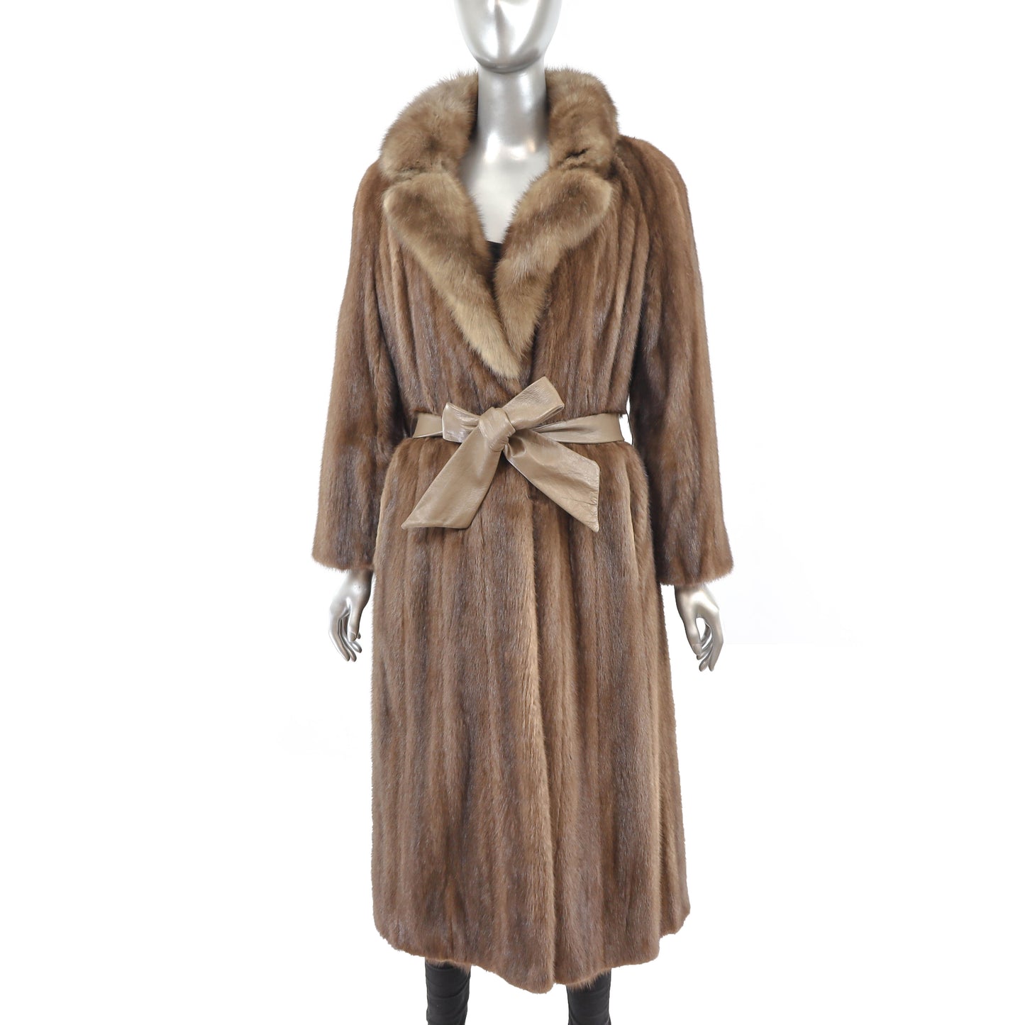 Lunaraine Mink Coat with Sable Collar- Size M