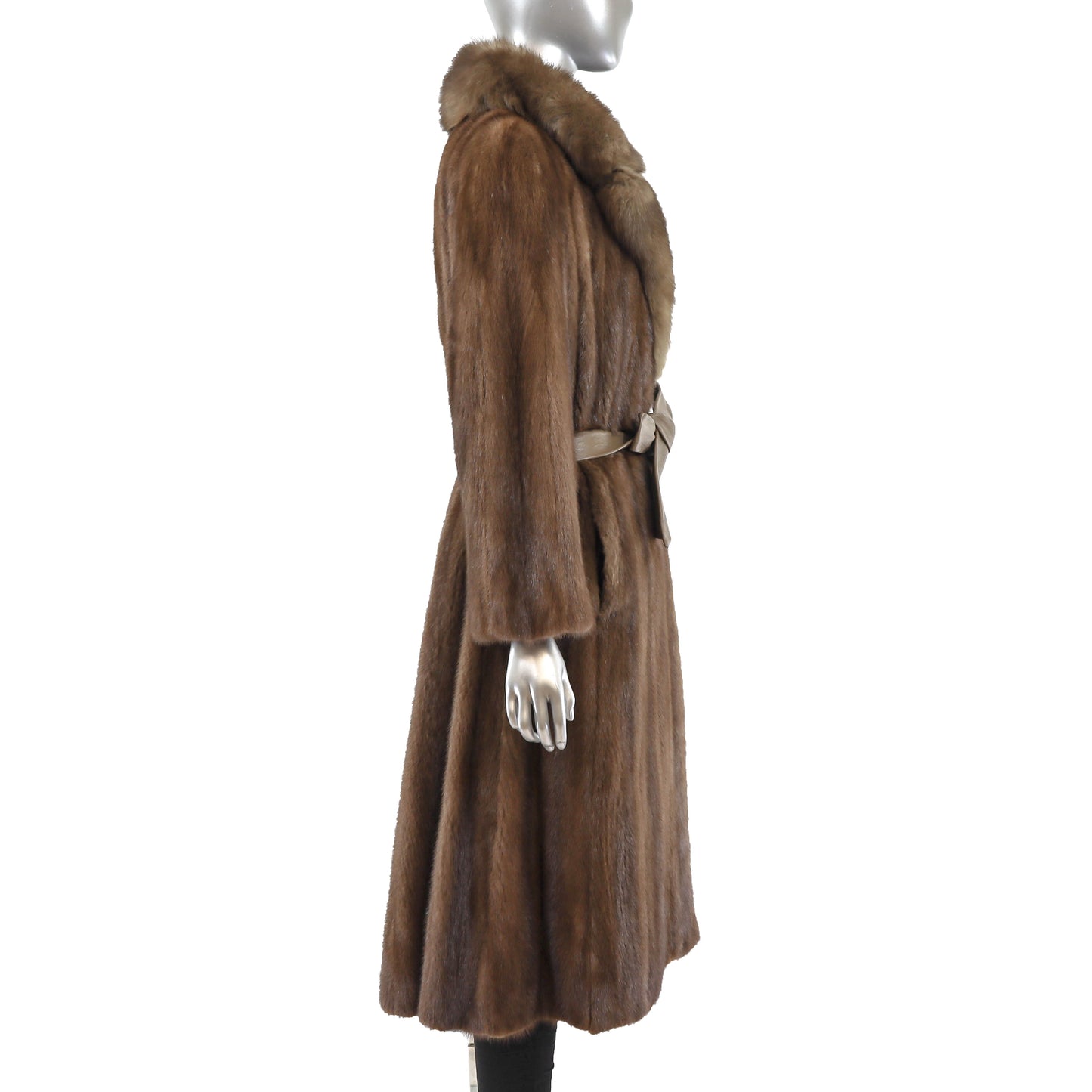 Lunaraine Mink Coat with Sable Collar- Size M