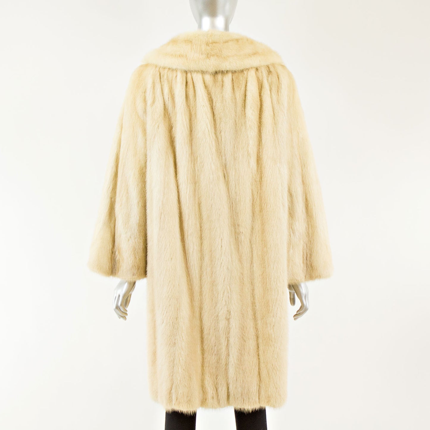 Blonde 7/8 Mink Coat - Size XS